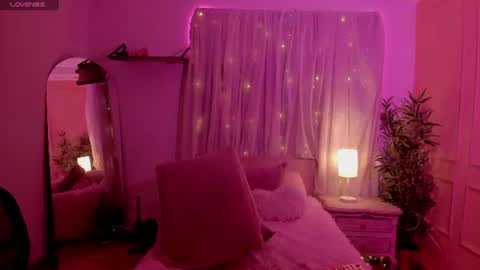 Emma online show from 07/07/26, 01:15