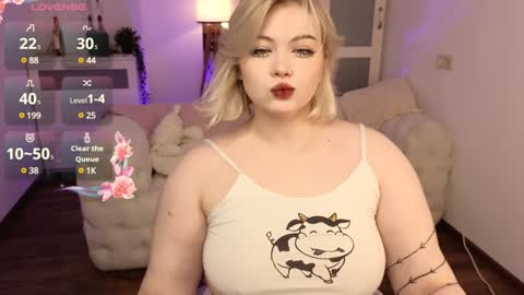 lovely_leilla online show from 01/08/25, 10:16