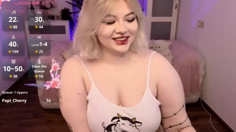 lovely_leilla online show from 01/19/25, 11:21