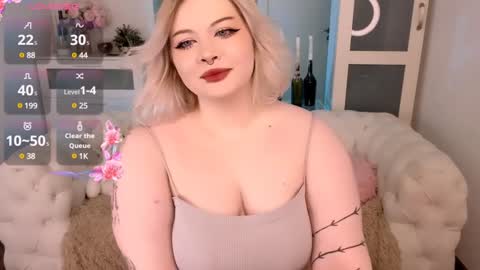lovely_leilla online show from 01/31/25, 11:03