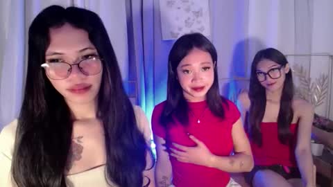 lovely_lianne online show from 03/12/26, 01:23