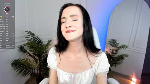 lovely_lo online show from 03/04/26, 01:50