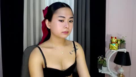 Snapshot of lovely_maria_x chatting on 03/07/25, 08:13 Maria online show from 03/07/25, 08:13