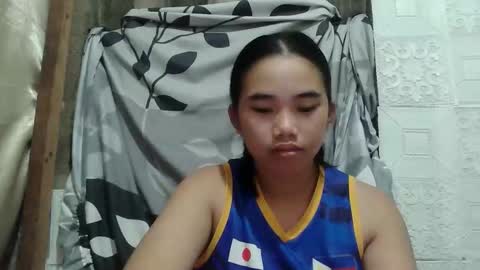 lovely_marie572336 online show from 03/18/26, 02:09