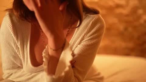 Natasha - IG  online show from 10/15/25, 08:31