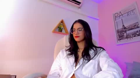Snapshot of lovely_oliviaa chatting on 06/20/26, 12:08 Olivia online show from 06/20/26, 12:08