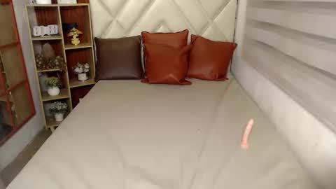   online show from 05/19/26, 02:45