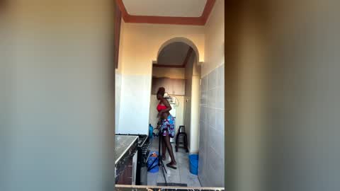 I  am witty online show from 04/15/26, 02:46