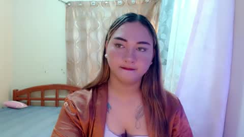Snapshot of lovely_rica chatting on 07/30/26, 05:28 lovely_rica online show from 07/30/26, 05:28