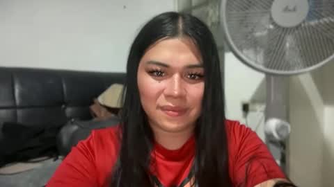 Snapshot of lovely_ricaxxx chatting on 11/12/25, 05:13 lovely_ricaxxx online show from 11/12/25, 05:13