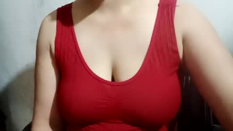 Snapshot of lovely_sweet_girl chatting on 08/04/26, 11:02 katrina follow me guys online show from 08/04/26, 11:02