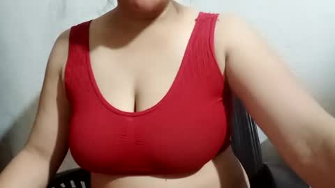 Snapshot of lovely_sweet_girl chatting on 08/08/26, 05:42 katrina follow me guys online show from 08/08/26, 05:42