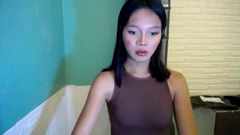 Snapshot of lovely_thea_xoxo chatting on 04/28/26, 05:51 Thea online show from 04/28/26, 05:51