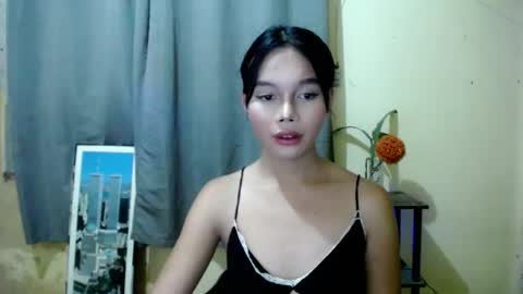 Snapshot of lovely_thea_xoxo chatting on 05/31/26, 12:56 Thea online show from 05/31/26, 12:56