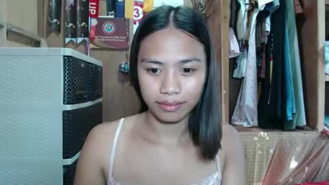lovely_yvoneslutty online show from 10/03/25, 11:35