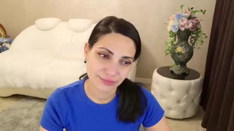 Snapshot of lovelybeatricee chatting on 02/07/26, 11:47 Beatrice online show from 02/07/26, 11:47