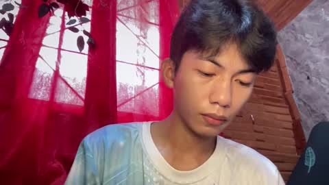 lovelyboy_jm online show from 05/13/26, 01:36