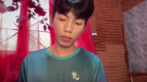 lovelyboy_jm online show from 05/15/26, 10:50