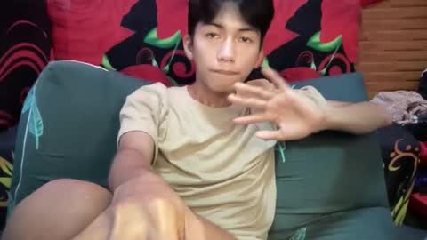 lovelyboy_jm online show from 05/18/26, 04:07