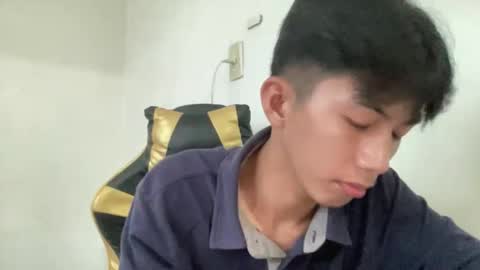 lovelyboy_jm online show from 06/07/26, 03:43