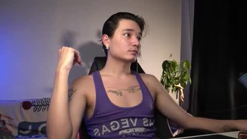 lovelydany3 online show from 10/25/25, 12:29