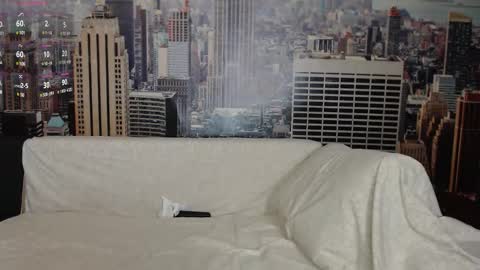 Dee online show from 02/25/25, 04:24