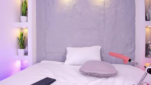 Lovely online show from 04/25/26, 05:10