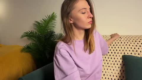 Kate only online show from 04/21/26, 01:50