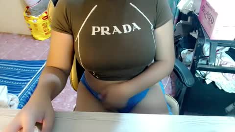 Snapshot of lovelylanah chatting on 01/08/26, 12:57 lanah online show from 01/08/26, 12:57