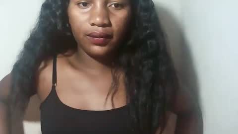 lovelylarra online show from 03/02/26, 11:11