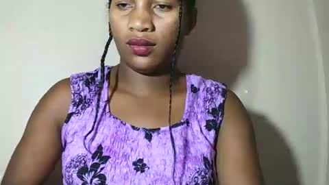 Snapshot of lovelylarra chatting on 05/03/26, 10:54 lovelylarra online show from 05/03/26, 10:54