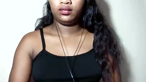Snapshot of lovelylarra chatting on 07/14/26, 10:32 lovelylarra online show from 07/14/26, 10:32