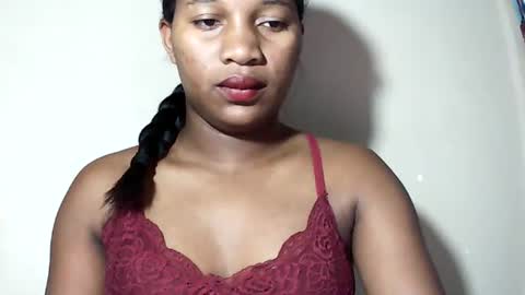 Snapshot of lovelylarra chatting on 07/16/26, 06:41 lovelylarra online show from 07/16/26, 06:41