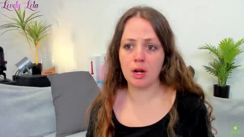 Lola online show from 10/05/25, 09:34