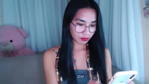 Snapshot of lovelymae18 chatting on 12/02/24, 04:42 lovelymae18 online show from 12/02/24, 04:42