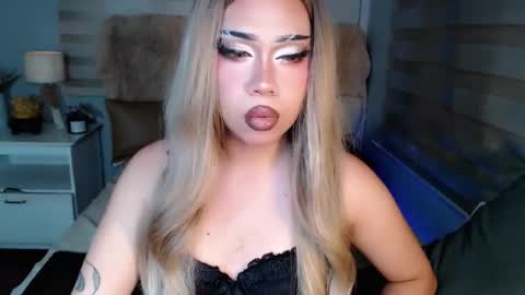 Rebeca online show from 11/10/25, 06:40