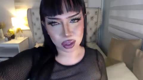 Snapshot of lovelymarie69 chatting on 06/06/26, 05:50 Rebeca online show from 06/06/26, 05:50
