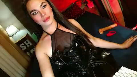 lovelymiss_shyna11 online show from 11/11/25, 09:42