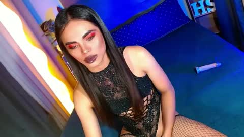 Snapshot of lovelymiss_shyna11 chatting on 06/22/26, 03:25 lovelymiss_shyna11 online show from 06/22/26, 03:25