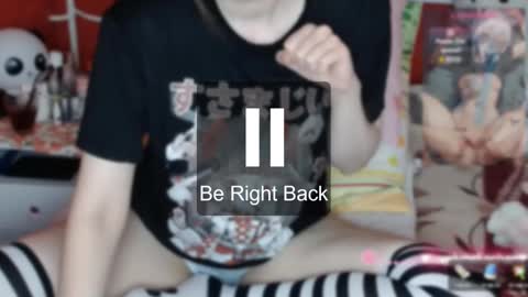 Snapshot of lovelynekochan chatting on 12/09/24, 12:34   Lisa Cherry  online show from 12/09/24, 12:34