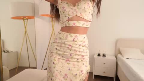 kim online show from 11/26/25, 08:48