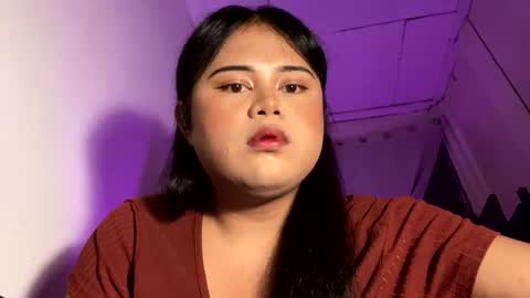 Snapshot of lovelypinaychubsx chatting on 05/17/26, 10:44 lovely online show from 05/17/26, 10:44