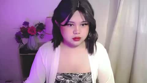 Snapshot of lovelypinaychubsx chatting on 05/24/26, 12:04 lovely online show from 05/24/26, 12:04
