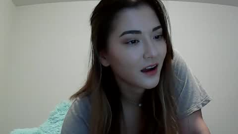 Queen Aria  online show from 11/05/25, 07:58