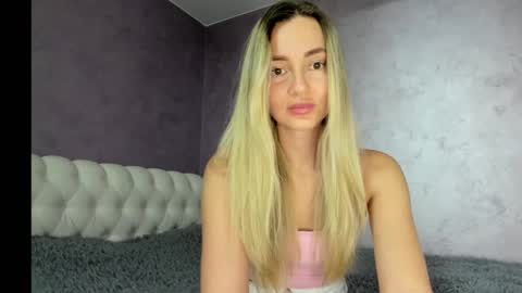 Lovely Rose online show from 11/07/25, 04:07