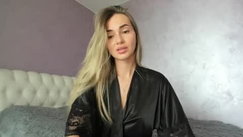 Snapshot of lovelyrose135 chatting on 05/15/26, 11:39 Lovely Rose online show from 05/15/26, 11:39