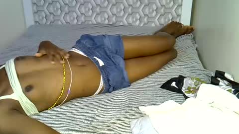 lovelytin online show from 10/06/25, 09:45