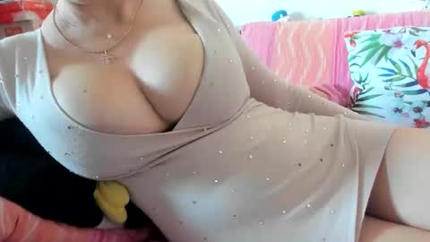 lovelywoman23 online show from 02/20/25, 01:51