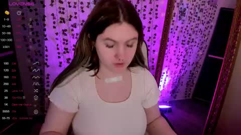 Julia  online show from 03/21/26, 05:56