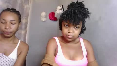 lovemarie08 online show from 04/08/26, 06:02